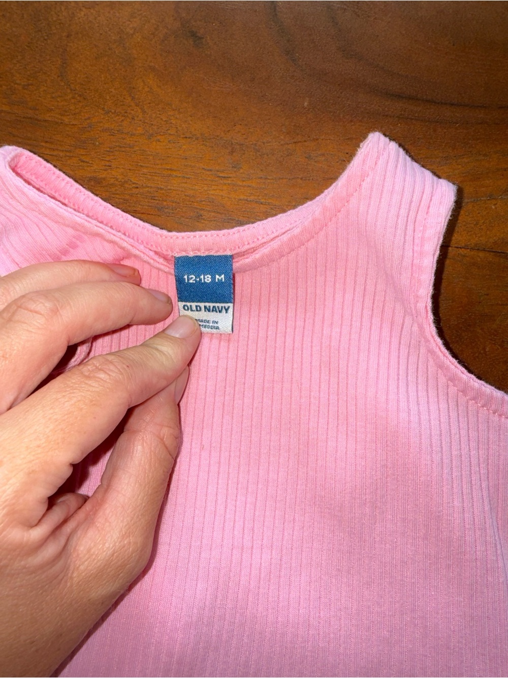 Old Navy Pink Ribbed Tank‎ Top with Ruffle Hem - Picture 2 of 2